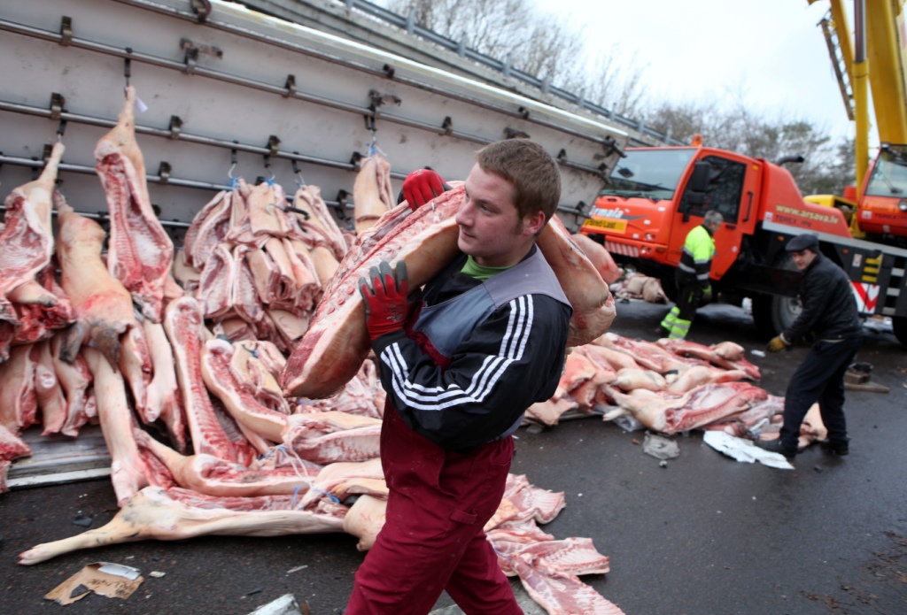 Ввоз свинины в Приамурье взяли под особый контроль